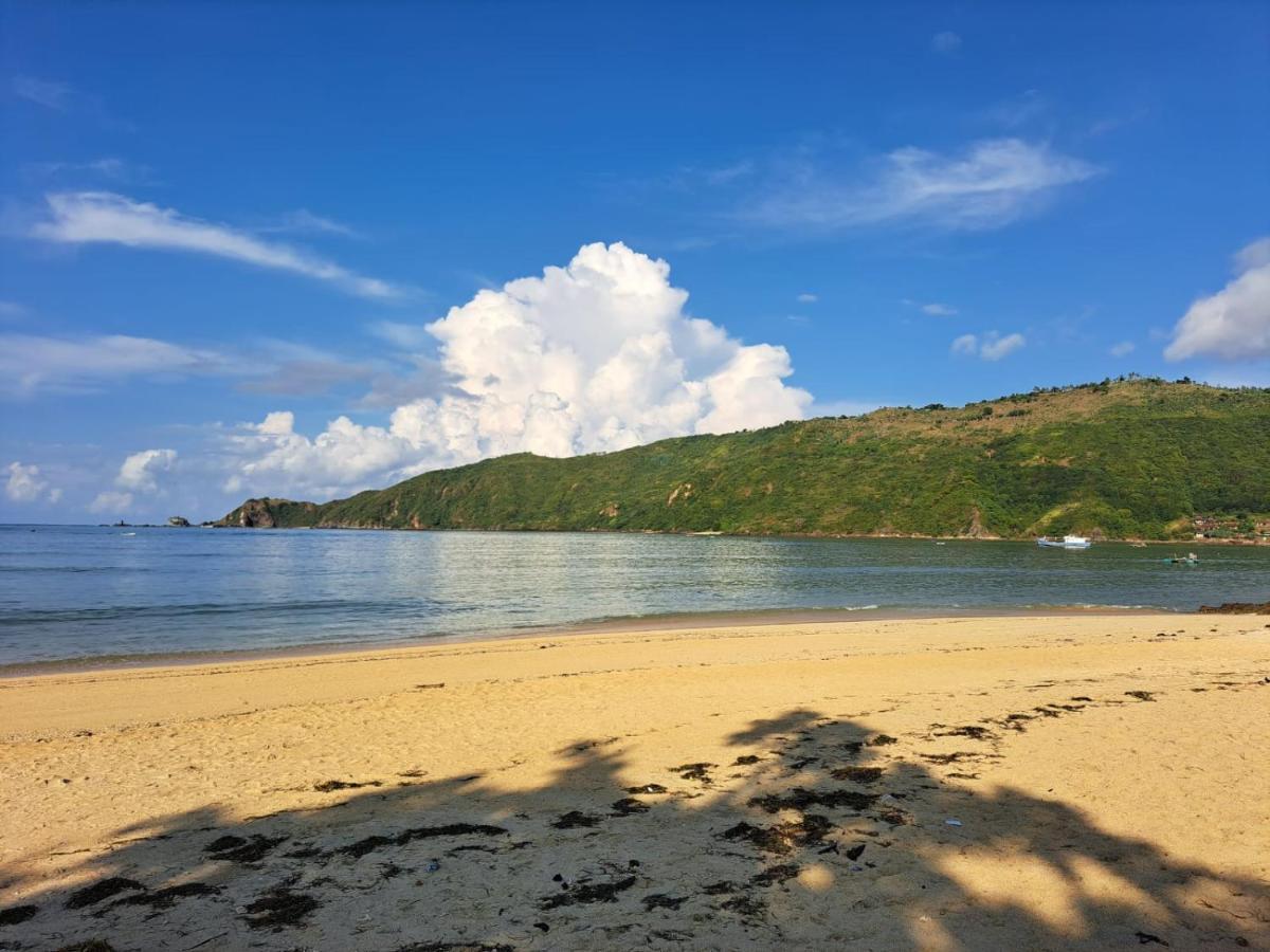 Surfers Beachfront Lombok Hotell Kuta  Exteriör bild